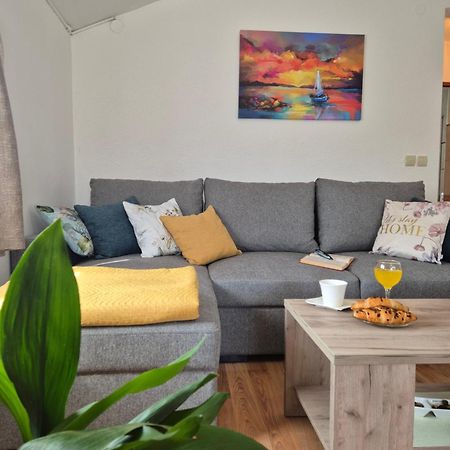 Apartman Lucija Apartment Pridraga Bagian luar foto