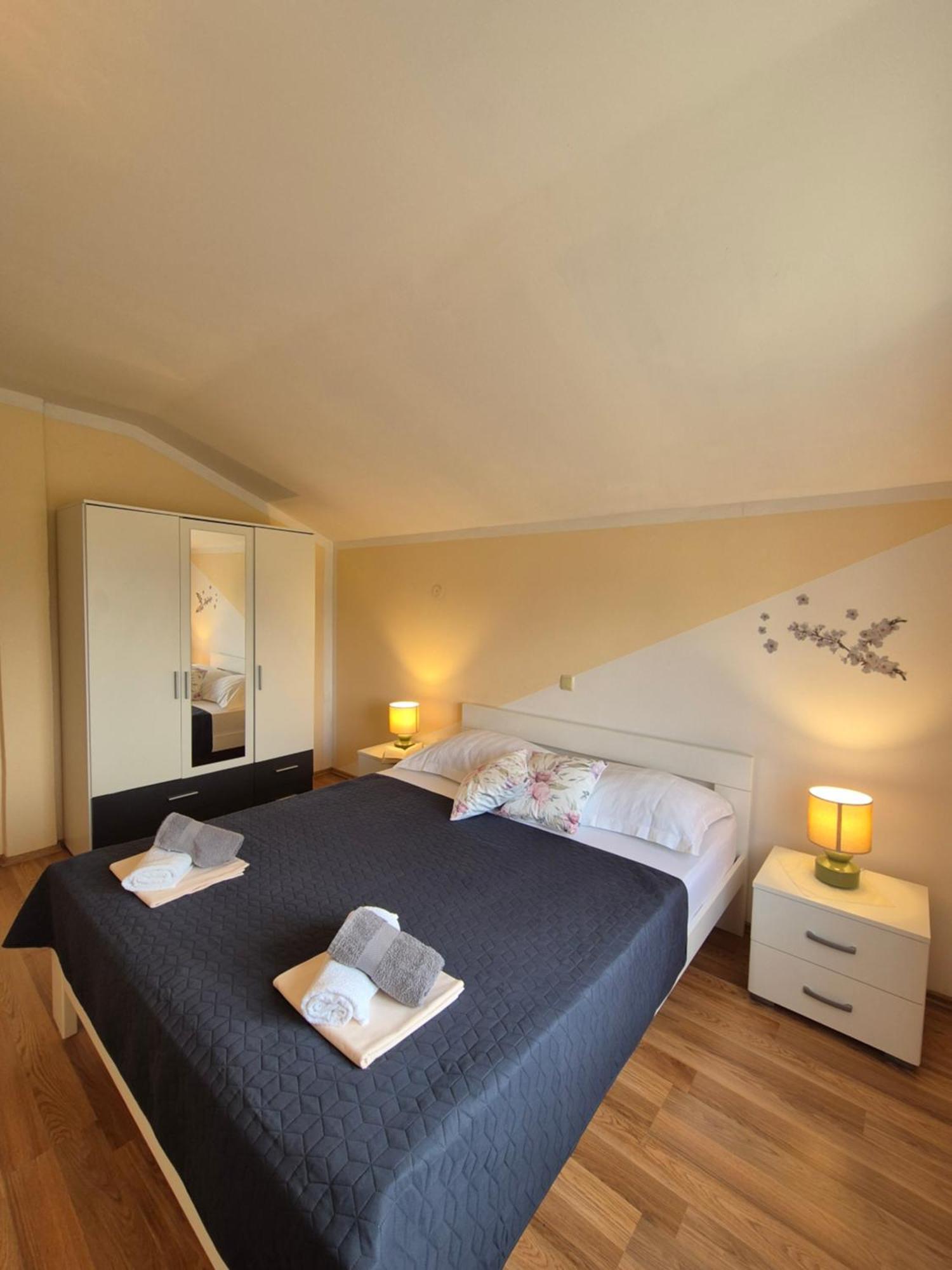 Apartman Lucija Apartment Pridraga Bagian luar foto
