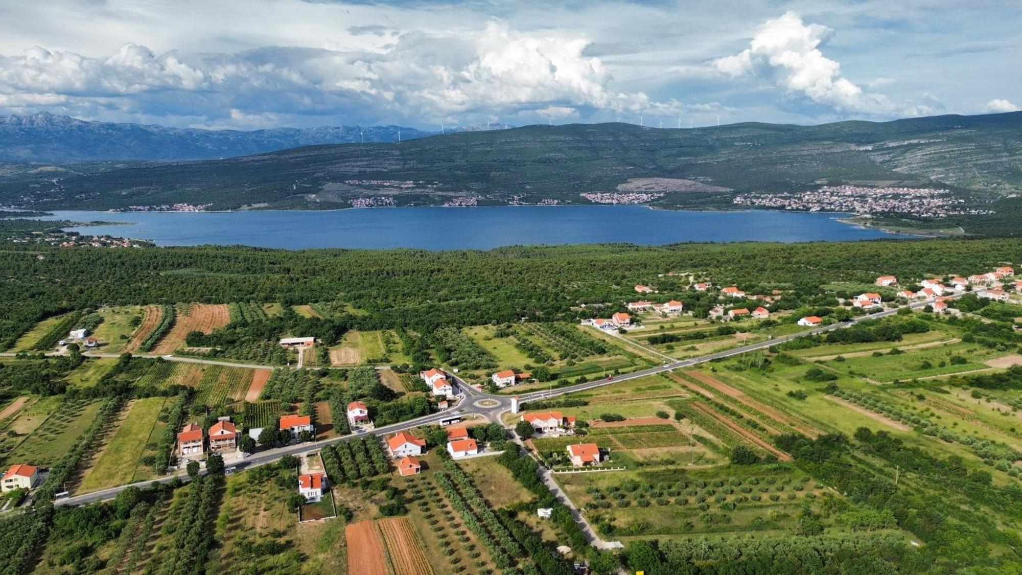 Apartman Lucija Apartment Pridraga Bagian luar foto