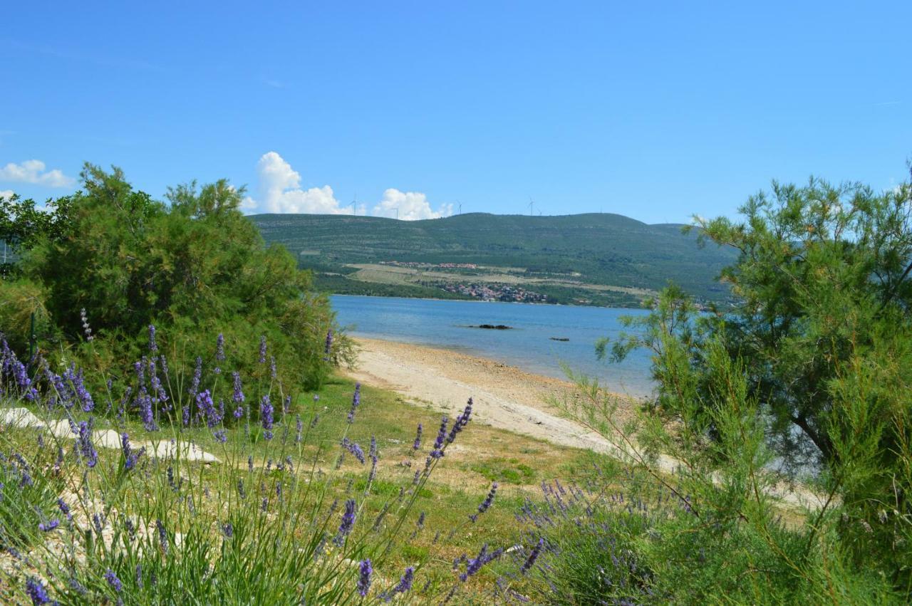 Apartman Lucija Apartment Pridraga Bagian luar foto